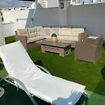 Luxury Penthouse With Private Rooftop Terrace, Pool, Punta Prima, Torrevieja Appartamento *