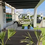Appartamento Luxury Penthouse With Private Rooftop Terrace, Pool, Punta Prima, Torrevieja *